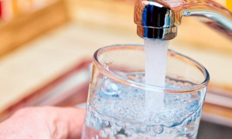 The Difference Between Well Water and Municipal Water