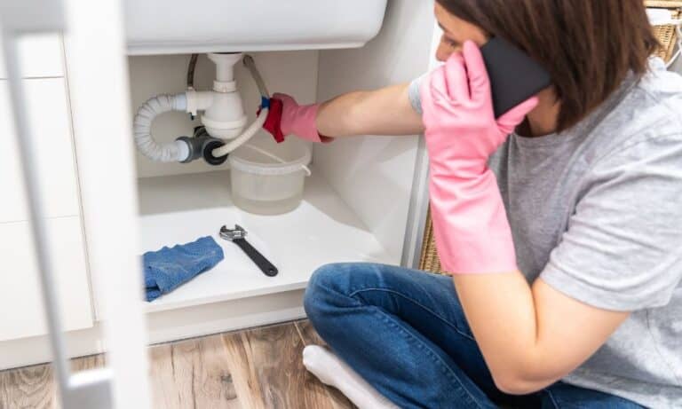 The Most Important Steps To Take in a Plumbing Emergency