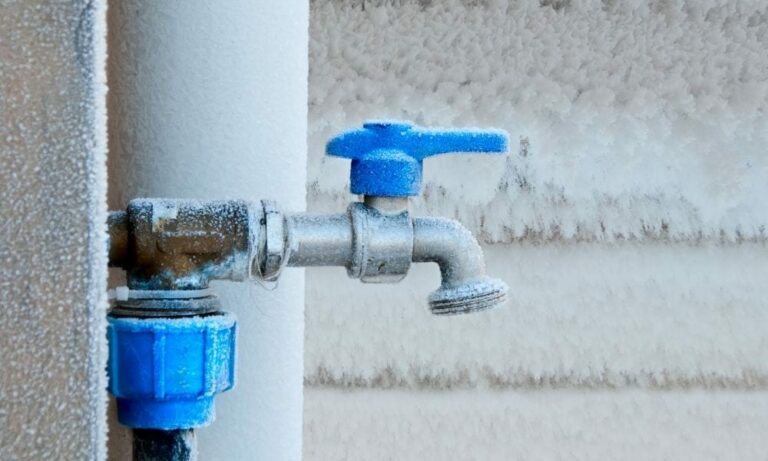 How To Prepare Your Plumbing for the Winter